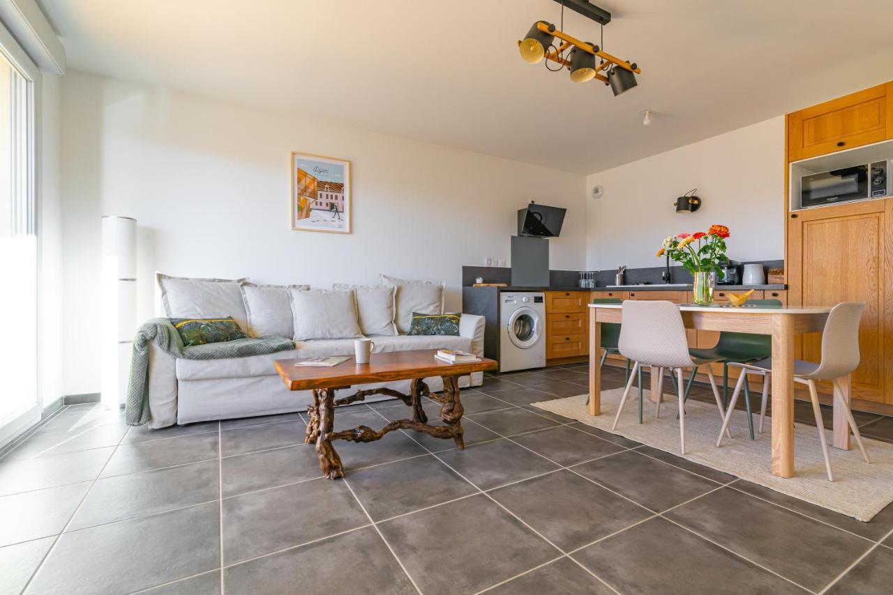 Au 4 Le Long Du Canal Avec Parking Apartment ดีจอง ภายนอก รูปภาพ