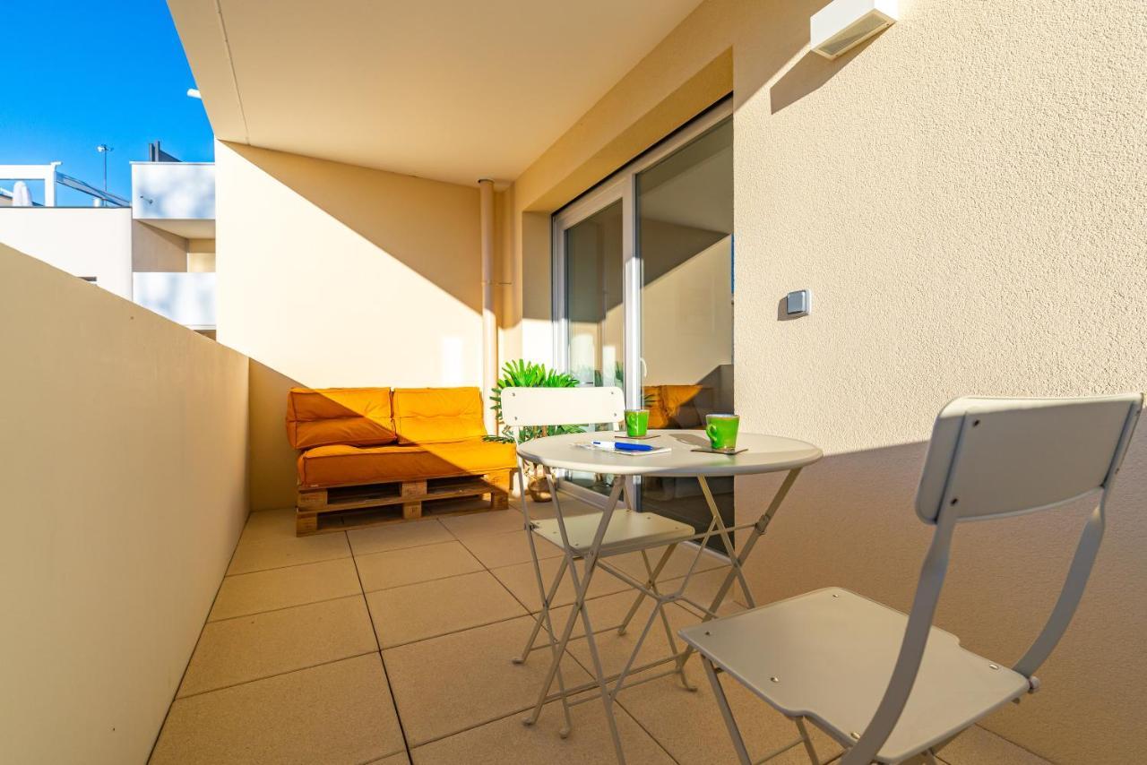 Au 4 Le Long Du Canal Avec Parking Apartment ดีจอง ภายนอก รูปภาพ