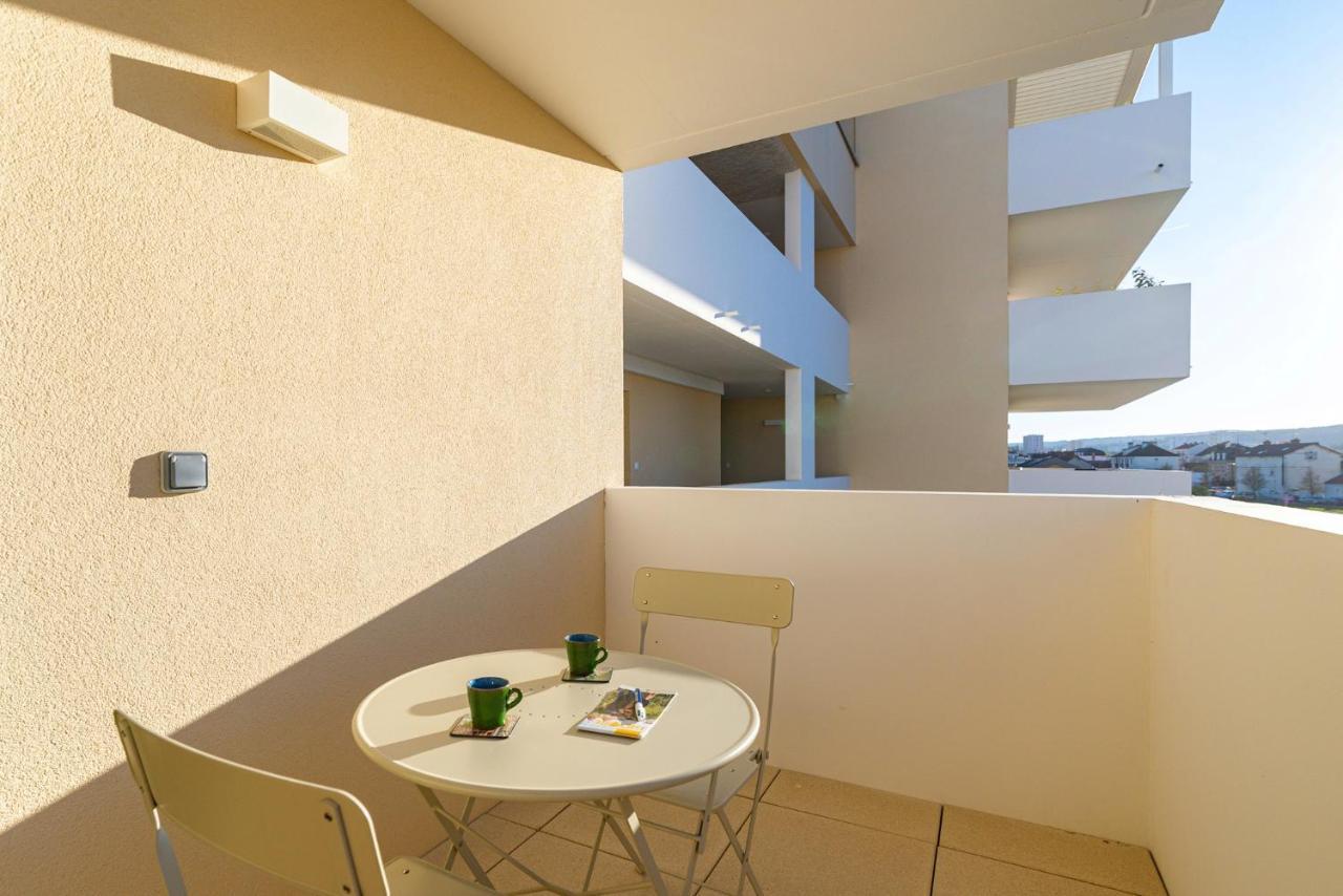 Au 4 Le Long Du Canal Avec Parking Apartment ดีจอง ภายนอก รูปภาพ